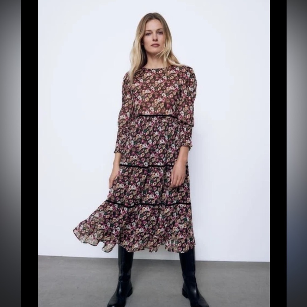 Zara Black and Pink Floral tunic Midi Dress with velvet trim Size M $100+